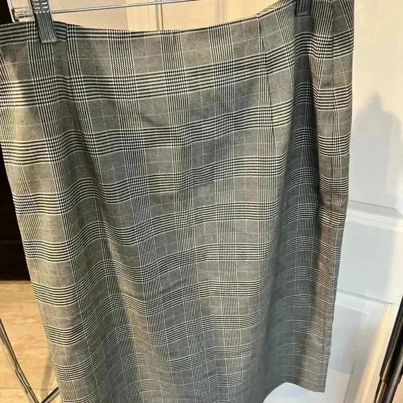 Elodie Skirt - XL - Picture 4 of 6